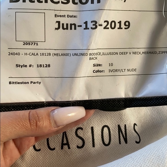 Calla Blanche wedding gown - Picture 7 of 14